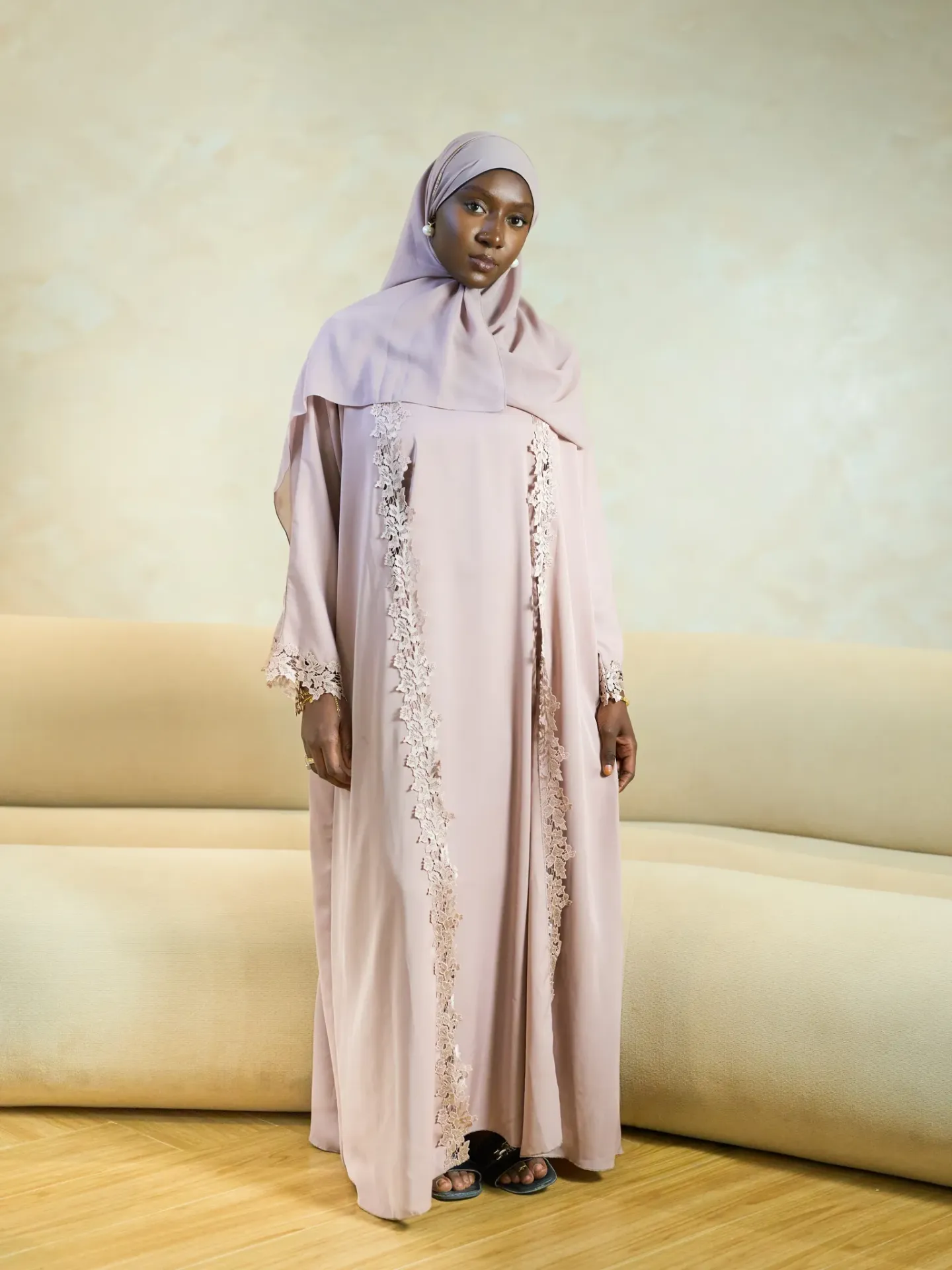 Abaya Rana (58, beige)